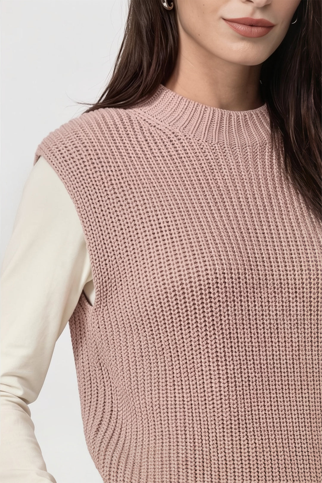 Monari Cappuccino Pink Vest 809899, close-up of the chunky rib knit texture