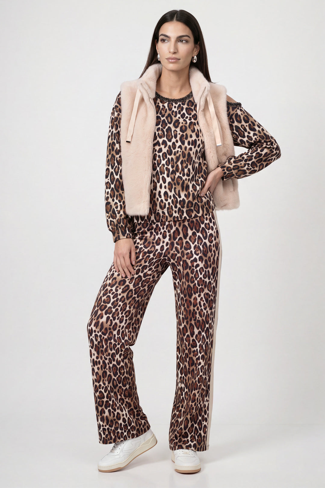 Monari Cappuccino Pink Waistcoat 810033, close-up of the funnel collar and drawstring detail