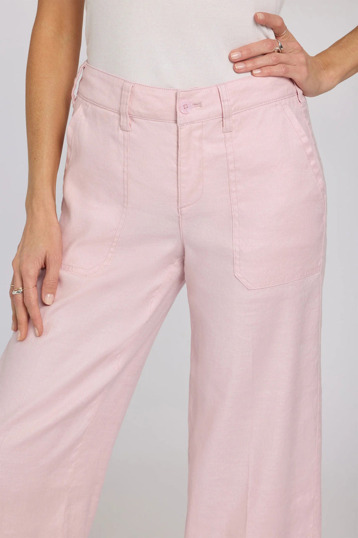 NYDJ MAKB8763 Light Lilac Wide Leg Stretch Linen Cargo Capri Pants