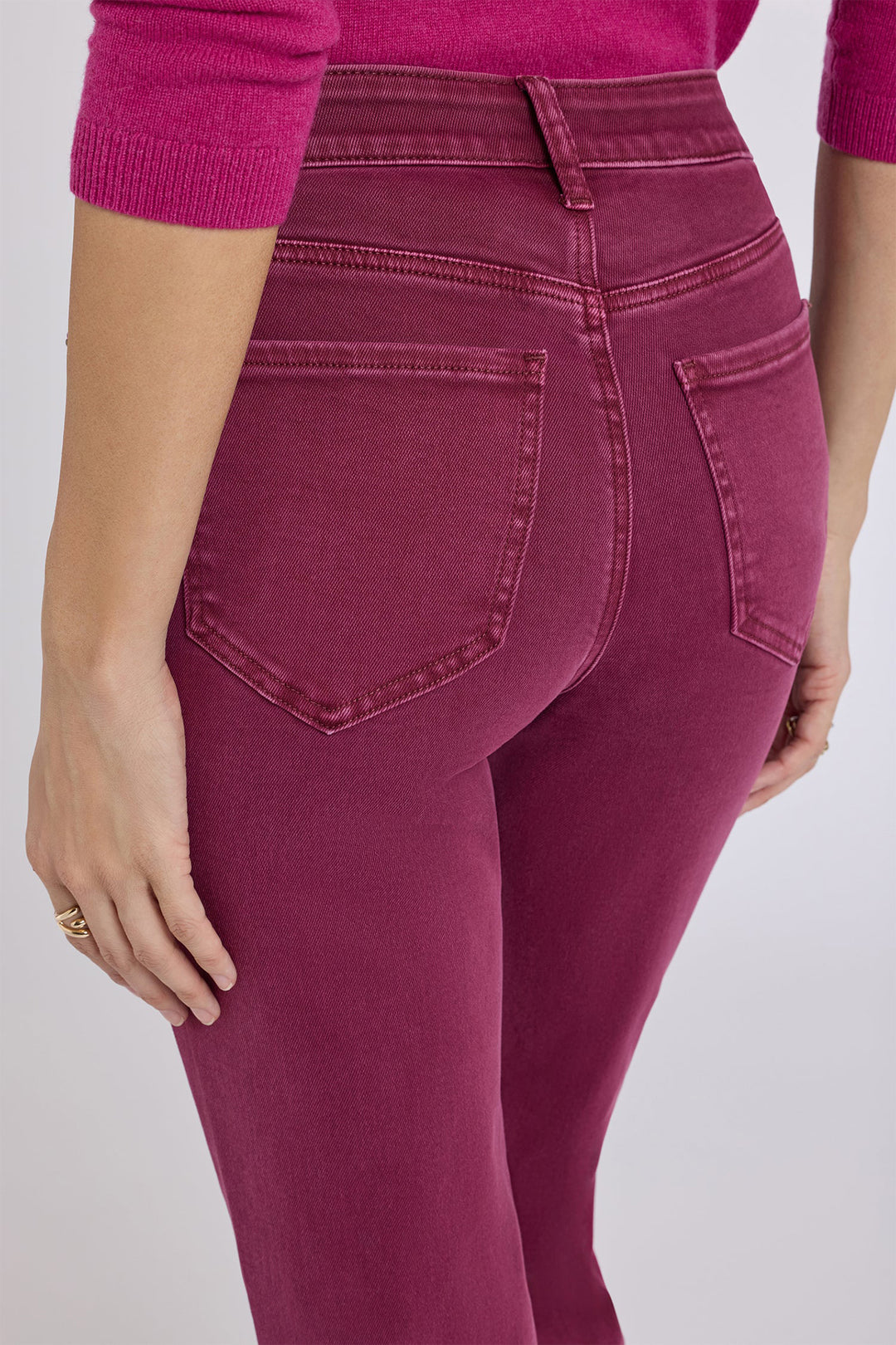 NYDJ Marilyn Retro True Burgundy Red High Rise Straight Jeans MPFTMS8811 RTBRG, back pocket detail