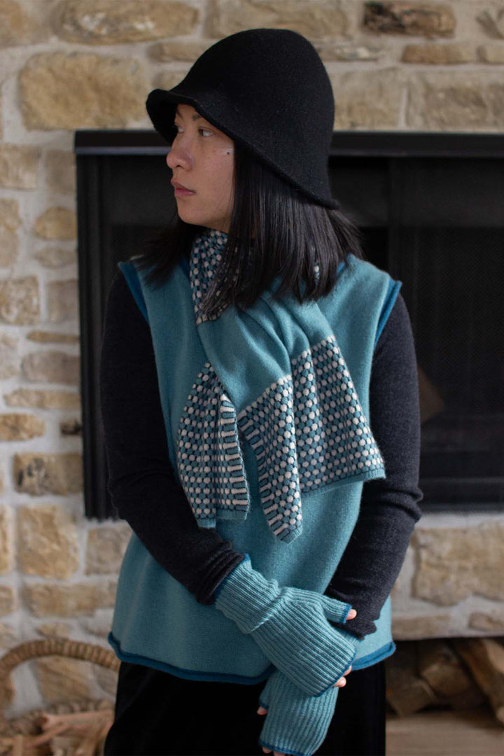 Oats &amp; Rice Coral Blue Cashmere Keyhole Scarf OR25-NS05, styled