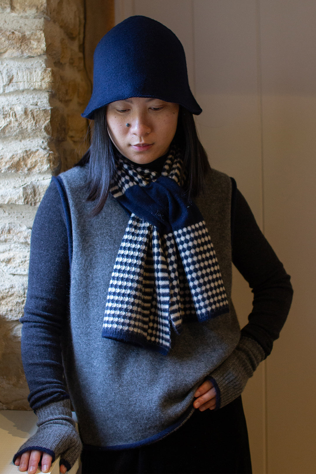 Oats &amp; Rice Coral Navy Cashmere Keyhole Scarf OR25-NS05, styled