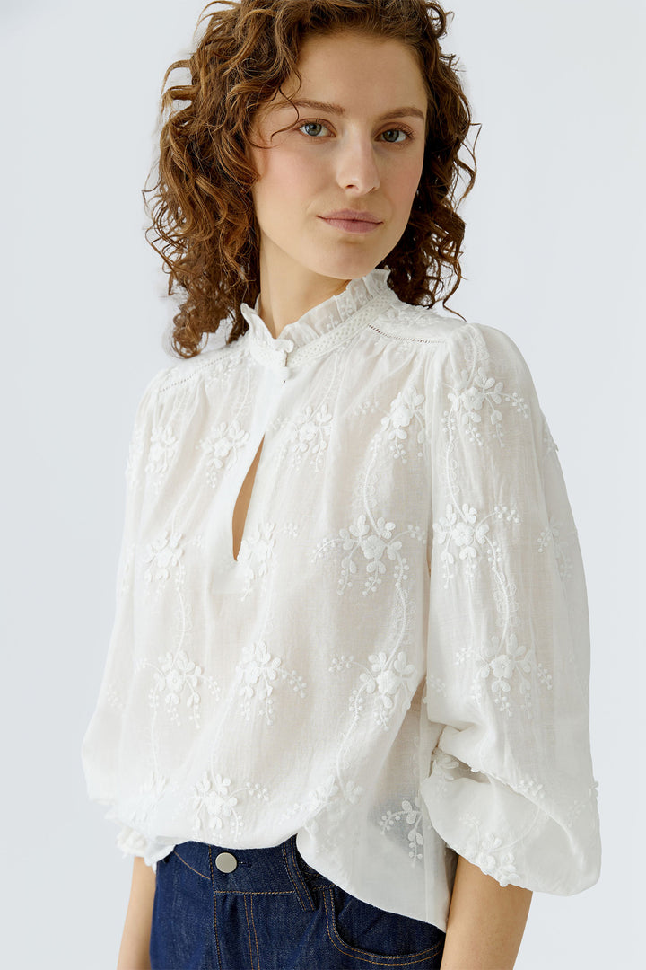 Oui 96713 1006 White Cloud Dancer Embroidered Blouse