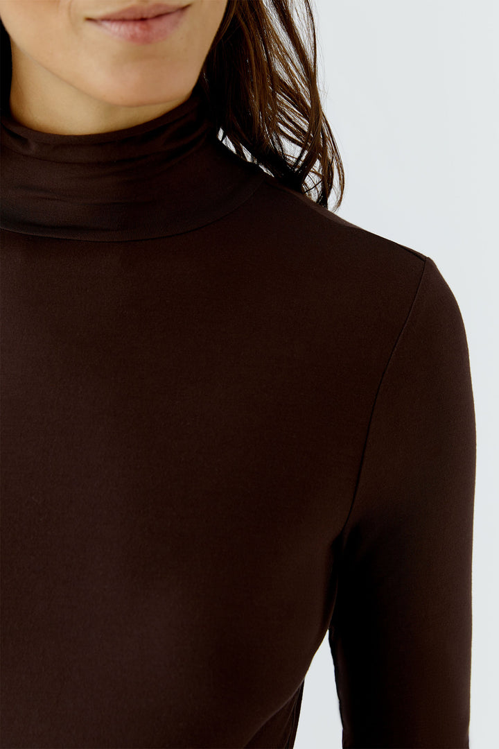 Oui Chocolate Torte Brown Long Sleeve Roll-Neck Top 99007-8936, roll neck detail