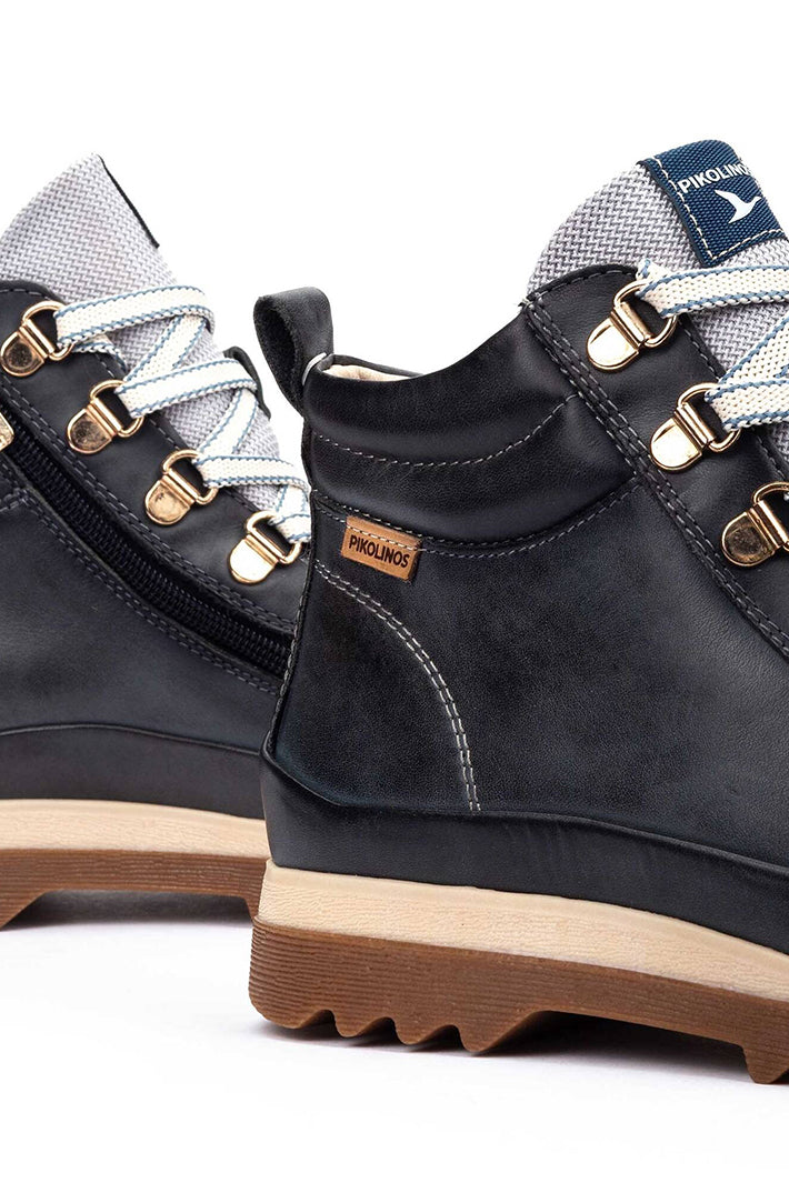 Pikolinos Vigo Ocean Navy Leather Lace-Up Hiker Boots W3W-8564ST, detail close-up