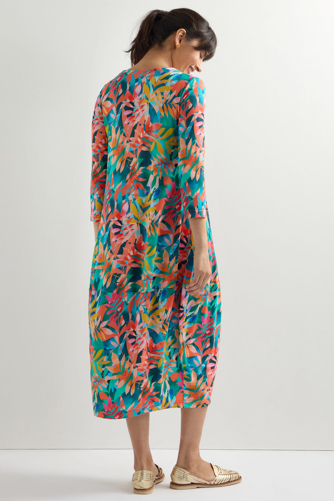 Sahara Bubble Dress Tropical Leaves Jersey Multicolour SPD5534-TLM - Shirley Allum Boutique