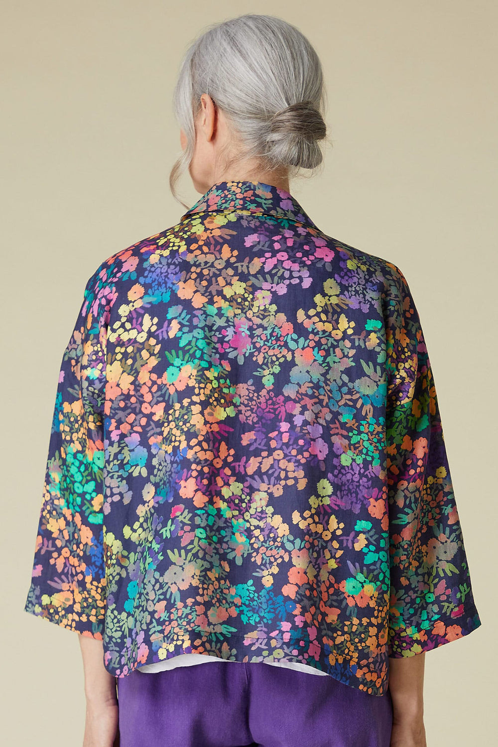 Sahara JFT5175-RSFL Navy Multicolour Scattered Floral Linen Shirt - Shirley Allum Boutique