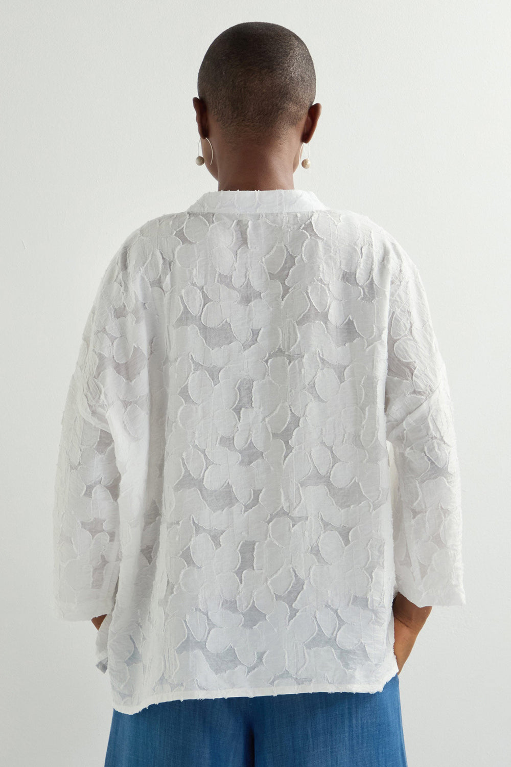 Sahara Shirt Floral Viscose Burnout White JFT5892-FLVB - Shirley Allum Boutique