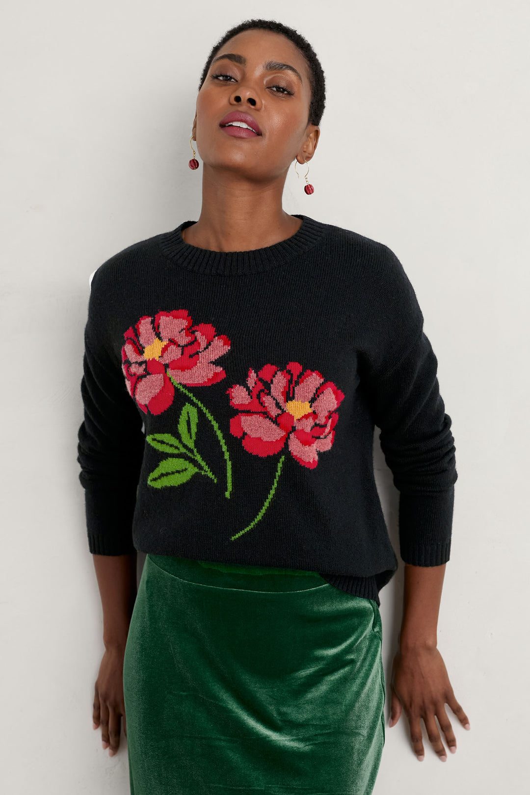 Seasalt 376 Derowen Black Paper Rose Onyx Jumper - Shirley Allum Boutique