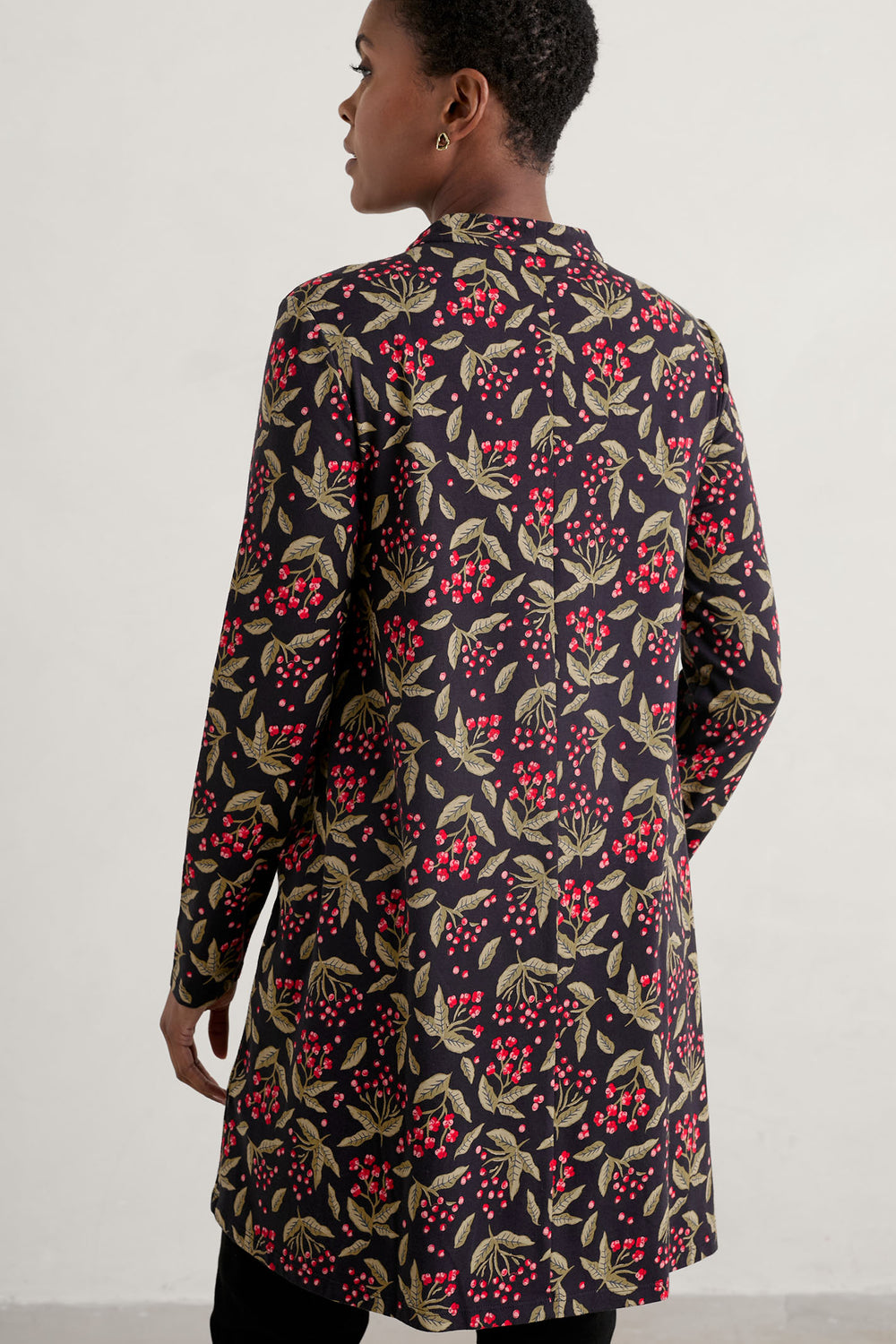 Seasalt Berry Leaves Black Onyx Molevenny V-Neck Tunic Top - Shirley Allum Boutique