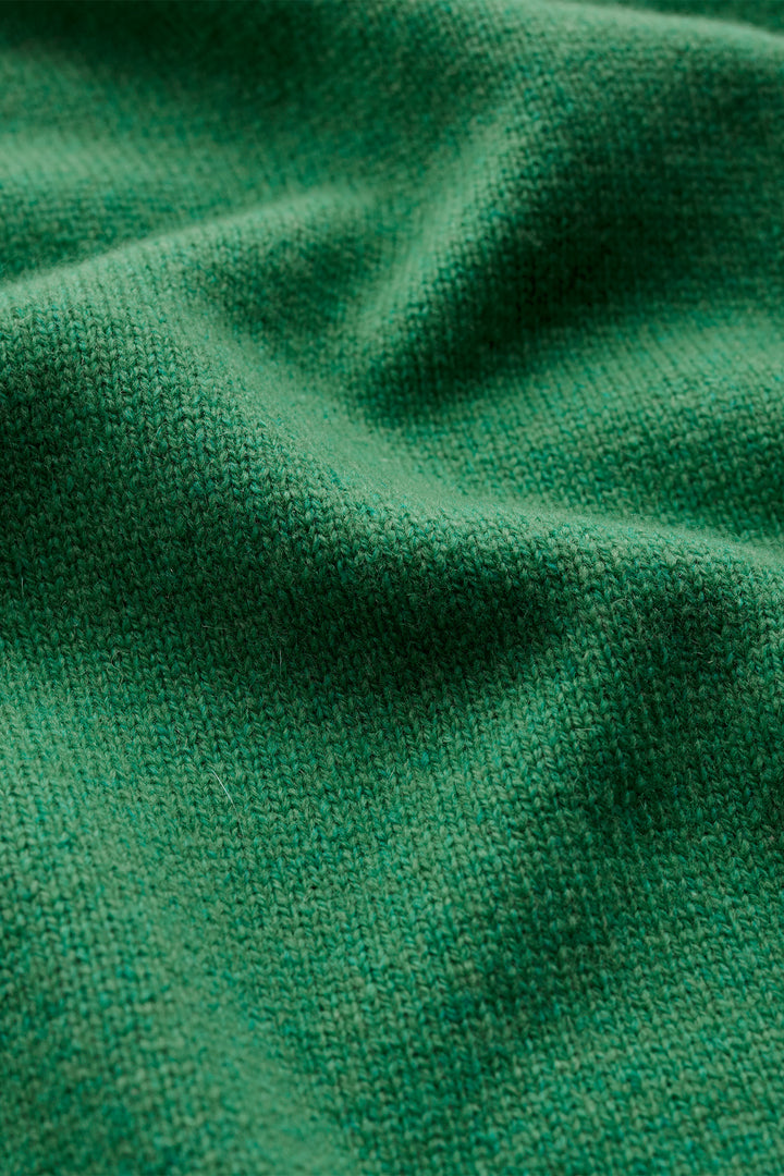 Seasalt Cornwall East View Pea Pod Green Merino Vest WM41086 38442, knit detail