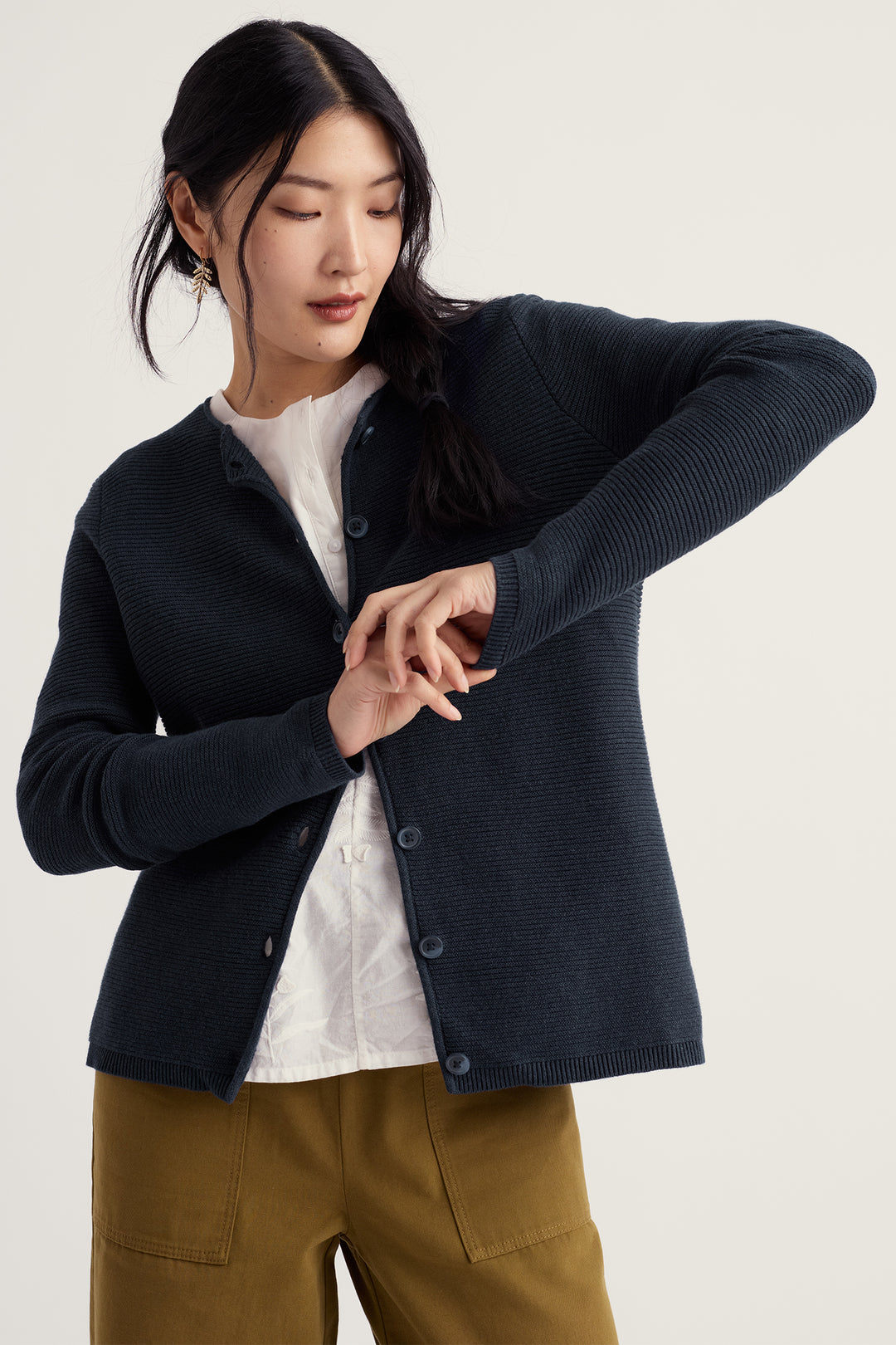 Seasalt Cornwall Makers Maritime Navy Cardigan WM39132, worn from the back