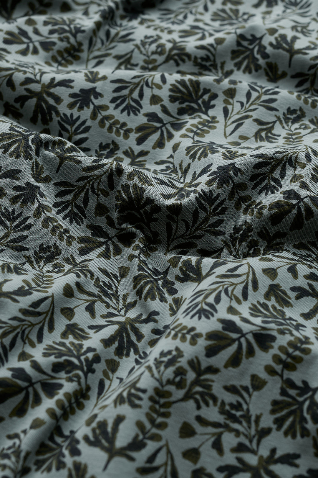 Seasalt Cornwall Veronica Painted Seaweed Lichen Green Dress, print close up