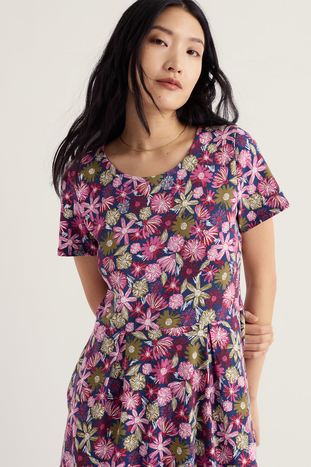 Seasalt Cornwall Veronica Sketchbook Blooms Rosa Pink Dress WM32710 38424, side view on model