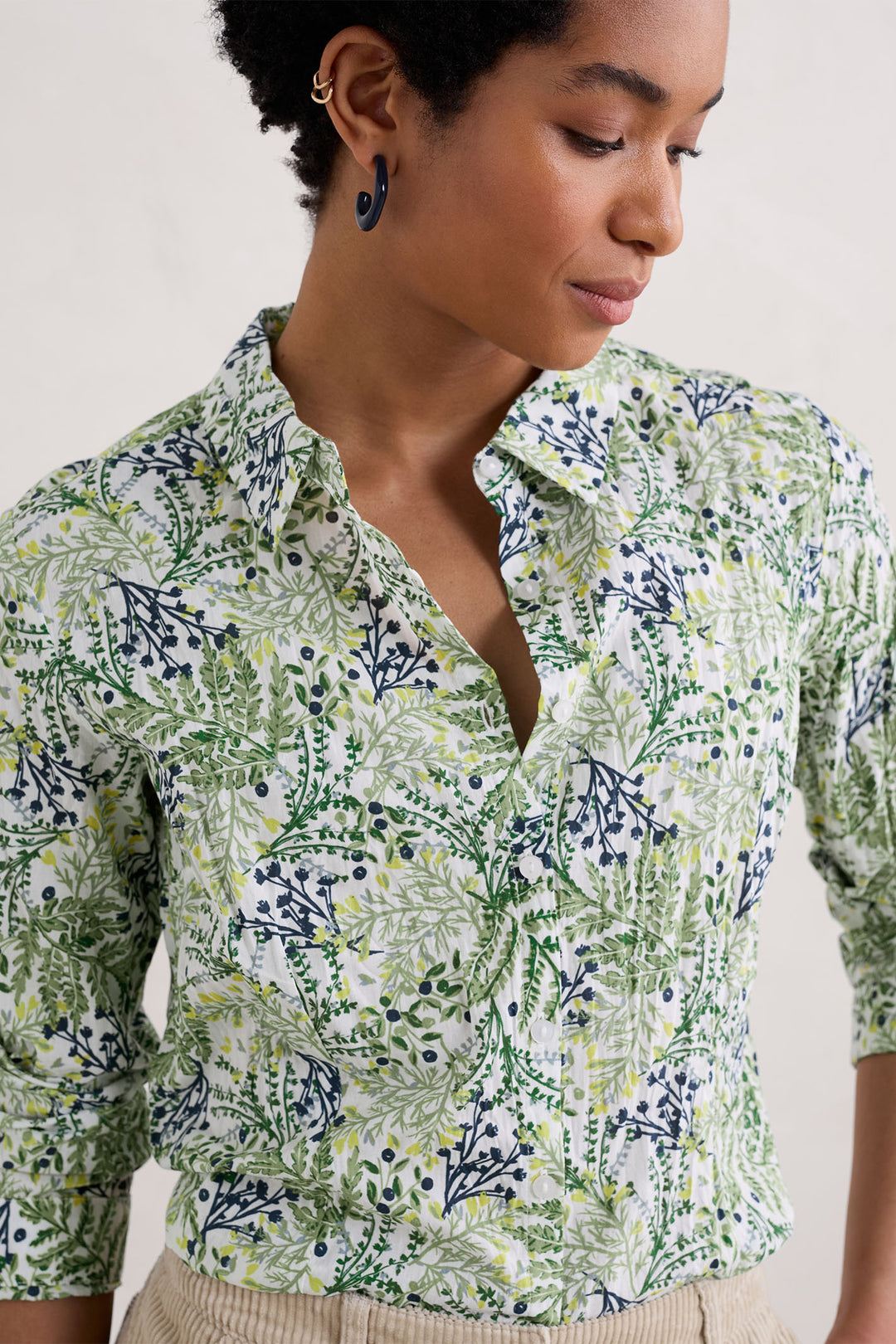 Seasalt Larissa Shirt Pressed Fern Chalk - Shirley Allum Boutique