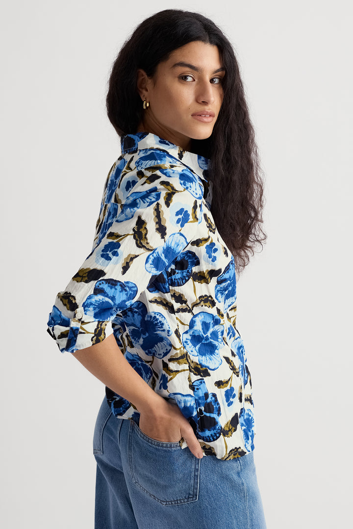 Seasalt WM39616-37229 Blue Spring Pansy Chalk Larissa Shirt