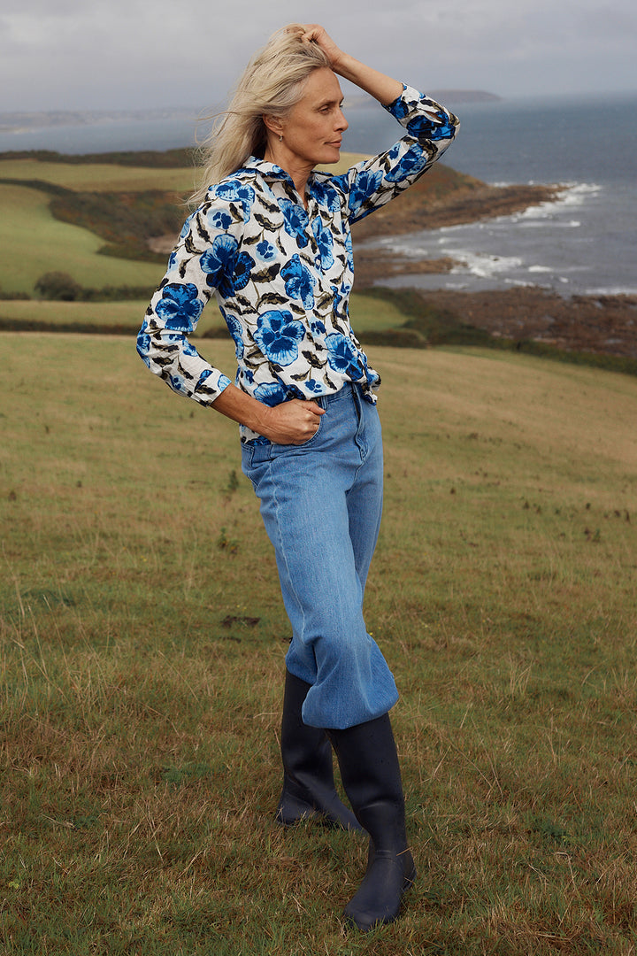 Seasalt WM39616-37229 Blue Spring Pansy Chalk Larissa Shirt