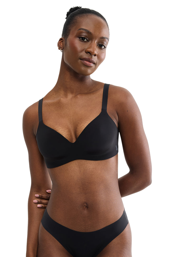 Sloggi Zero Feel 2.0 The Up TShirt Bra Black, front view
