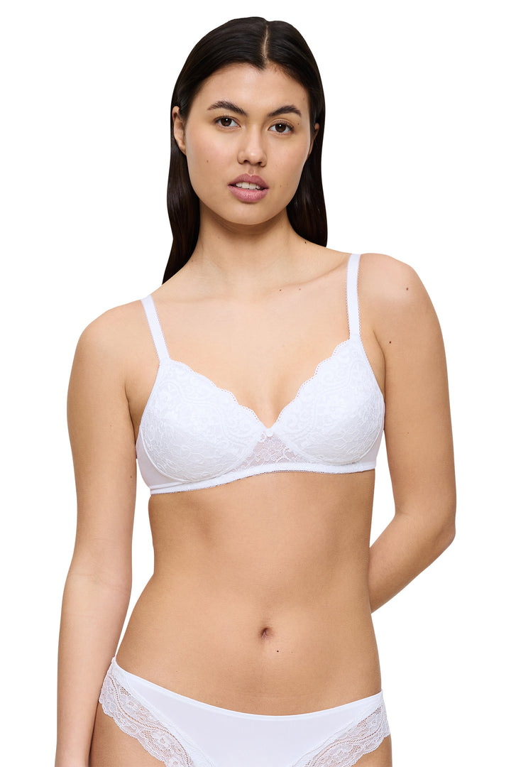 Triumph Amourette P White Non Wired Padded Bra 10210694 003
