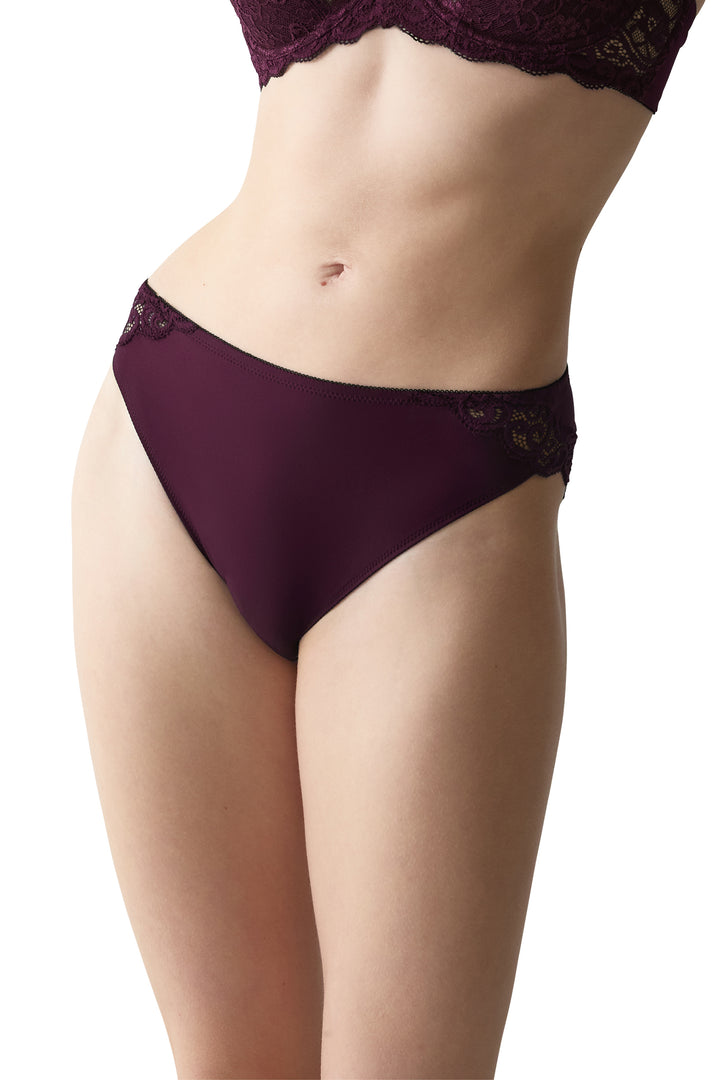 Triumph Amourette Tai Claret Red Briefs, front close view