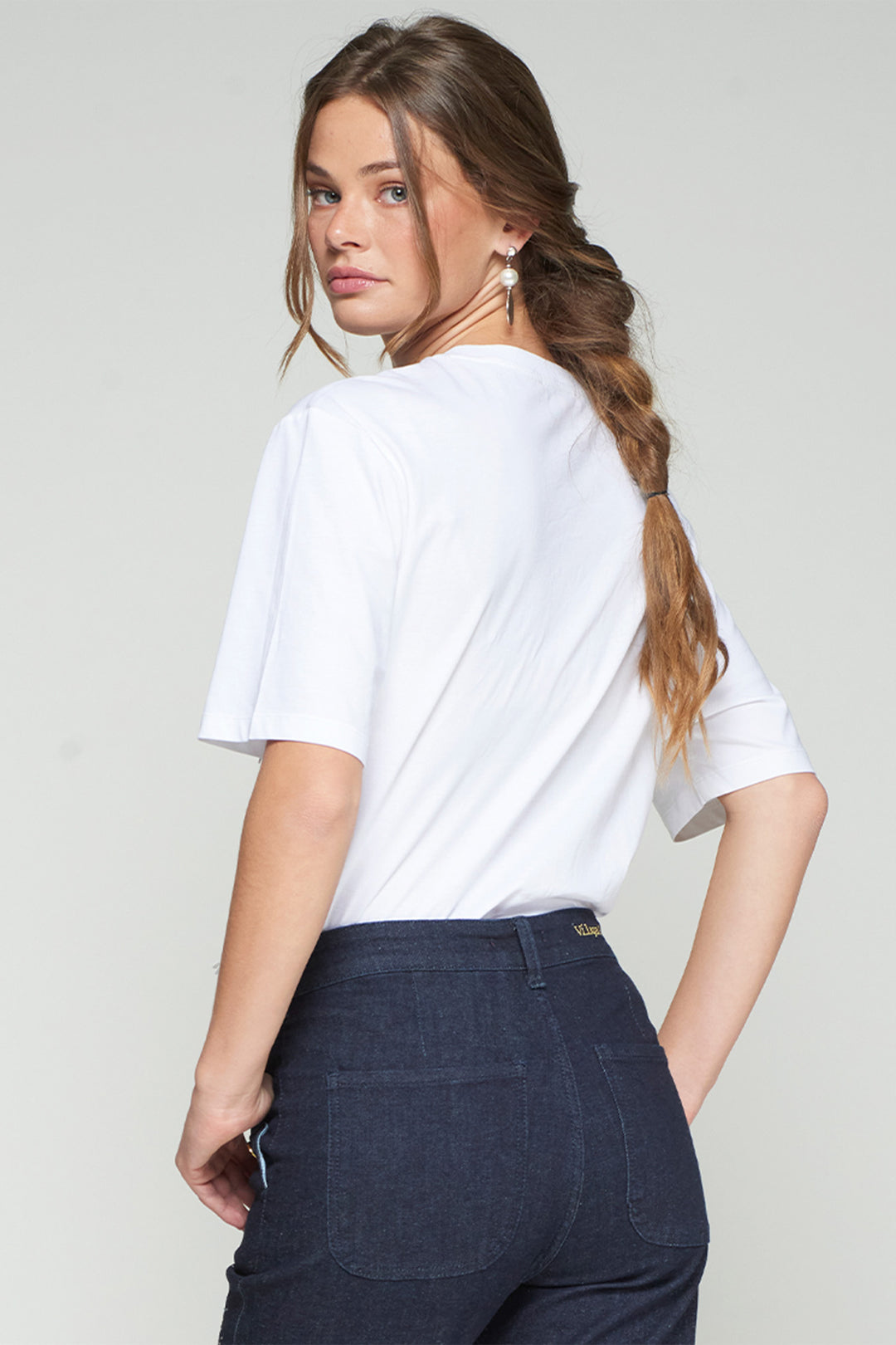 Vilagallo 32943 White Embroidered Flower T-Shirt