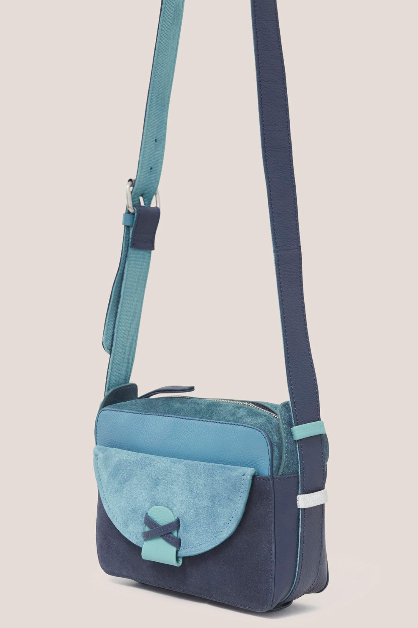 White stuff bailey bag hotsell