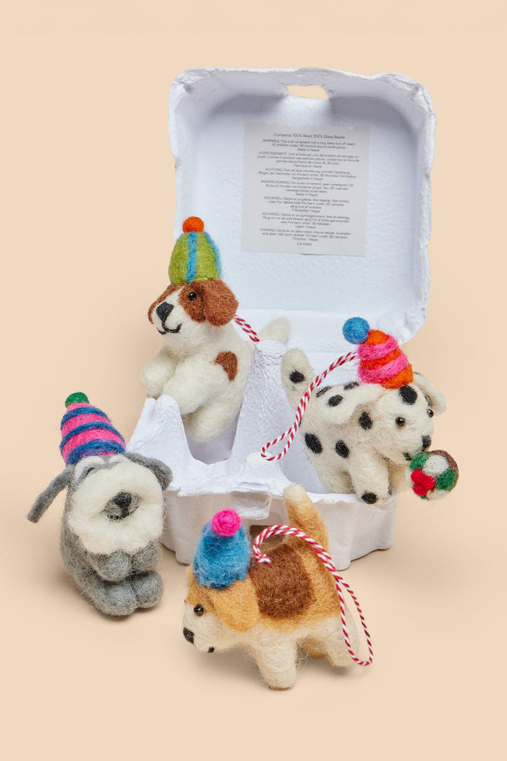 White Stuff 441194 White MLT Party Dogs Egg Box Decoration - Shirley Allum Boutique