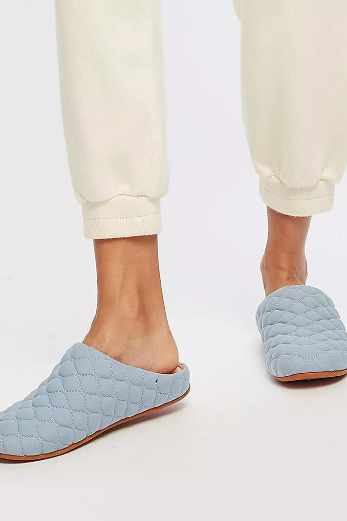 Fitflop DY8-895 Chrissie Pale Blue Quilted Slippers - Shirley Allum Boutique