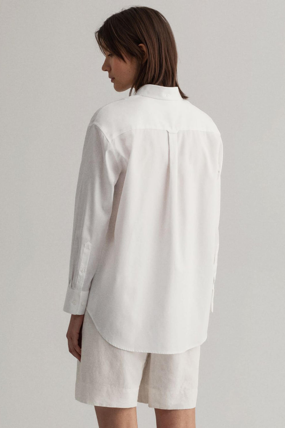 Gant 4300030 White Relaxed Fit Pinpoint Oxford Boyfriend Shirt - Shirley Allum