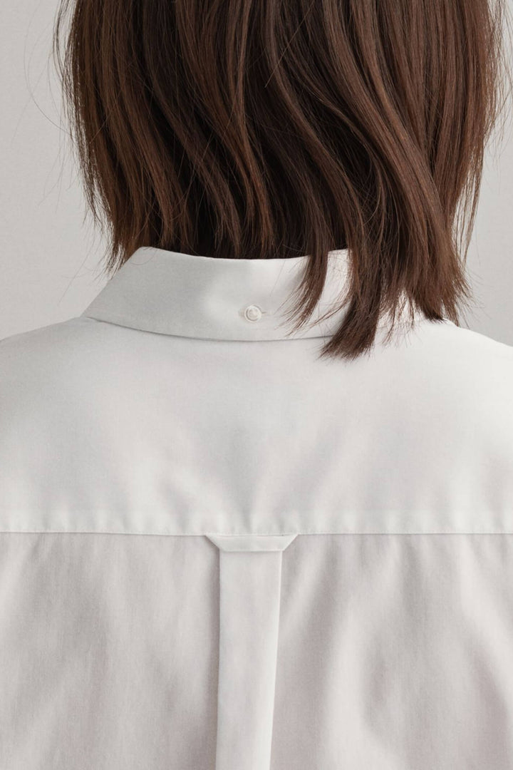 Gant 4300030 White Relaxed Fit Pinpoint Oxford Boyfriend Shirt - Shirley Allum