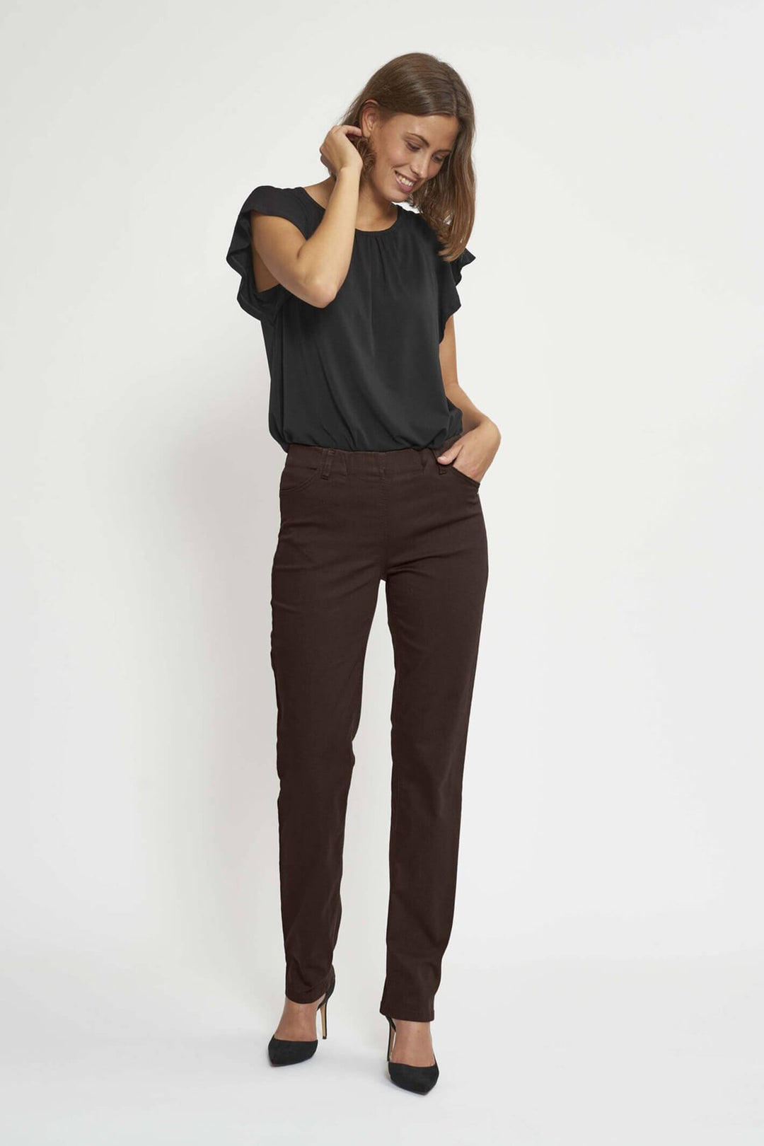 LauRie 27316 88000 Kelly Medium Length Brown Trousers - Shirley Allum Boutique