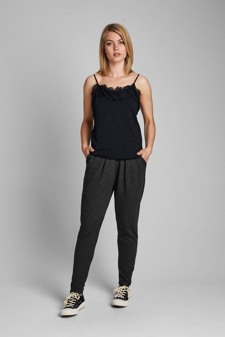 Numph 700272 Nubowie Black Singlet 0000 Caviar Cami - Shirley Allum