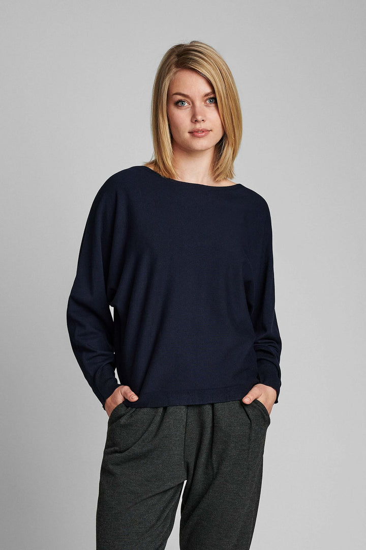 Numph 700321 Nudaya Pullover Jumper Dark Sapphire 3038 Navy - Shirley Allum#colour_dark-sapphire-3038-navy