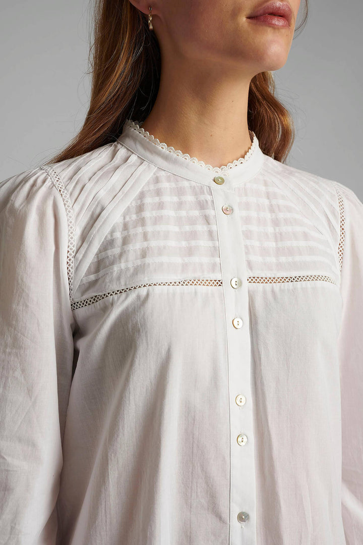 Numph 700385 Nucindy Shirt Bright White - Shirley Allum#colour_bright-white-9000
