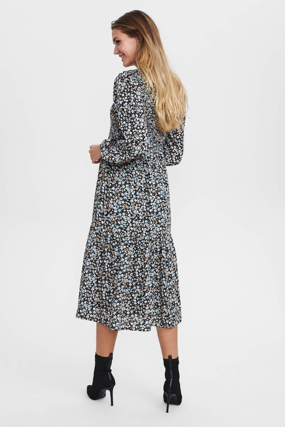 Numph 700461 Nucaltum 3088 Blue Della Robbia Dress - Shirley Allum Boutique