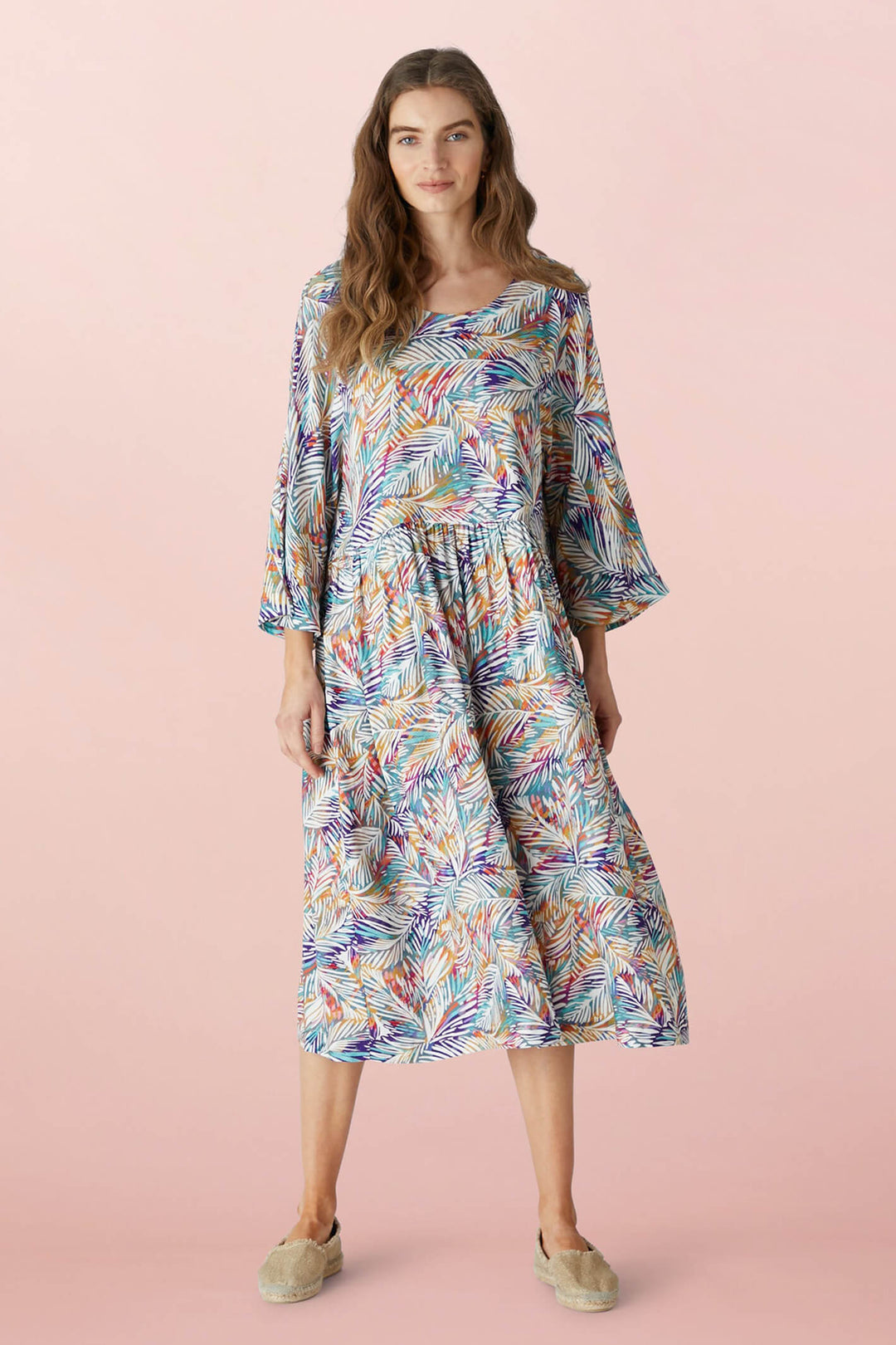 Sahara GTD4325 NLP Feathery Fern Print Multicoloured Easy Dress - Shir;ley Allum Boutique