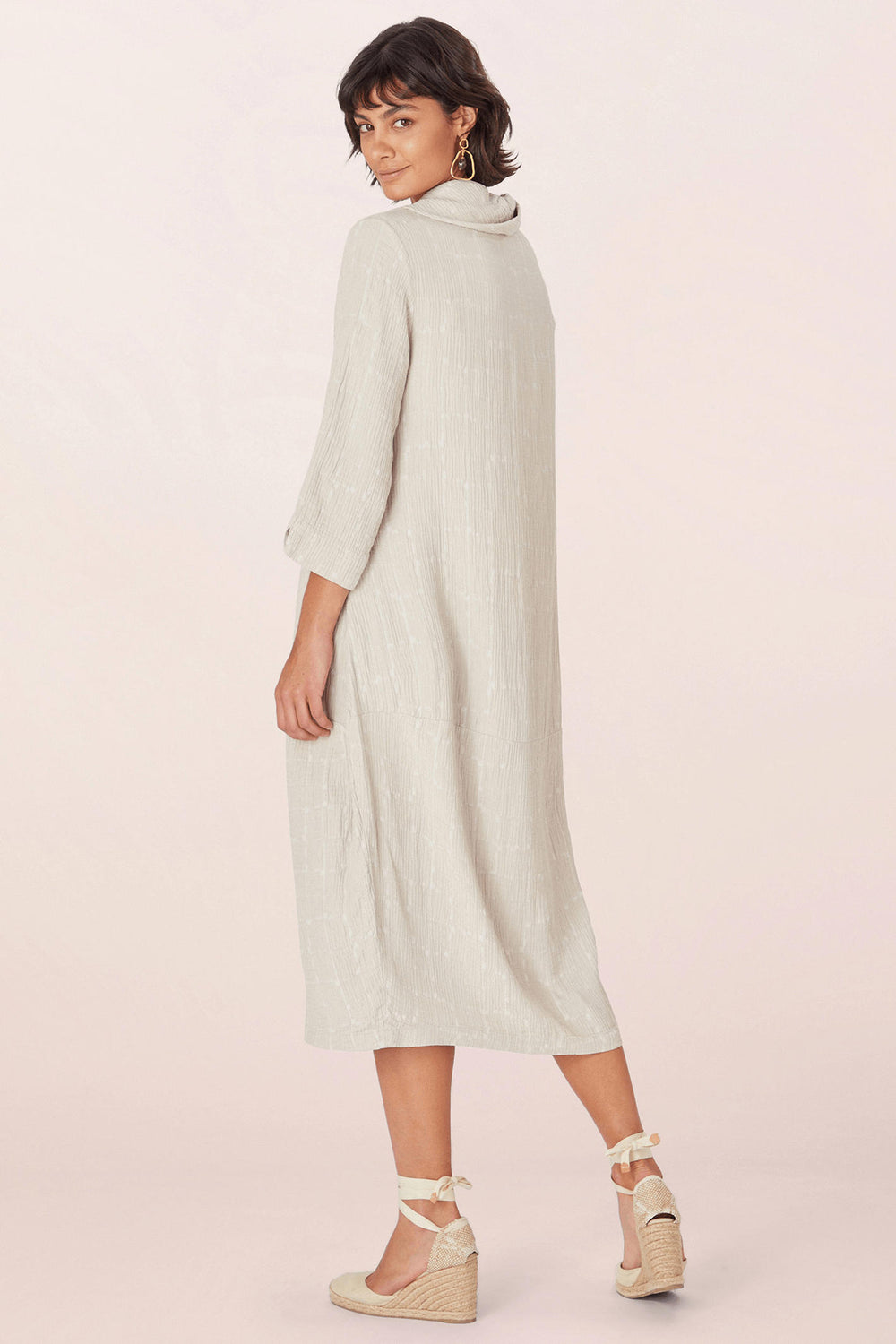 Sahara MTD5292-TSJ Oyster Cream Textured Square Jacquard Dress - Shirley Allum Boutique