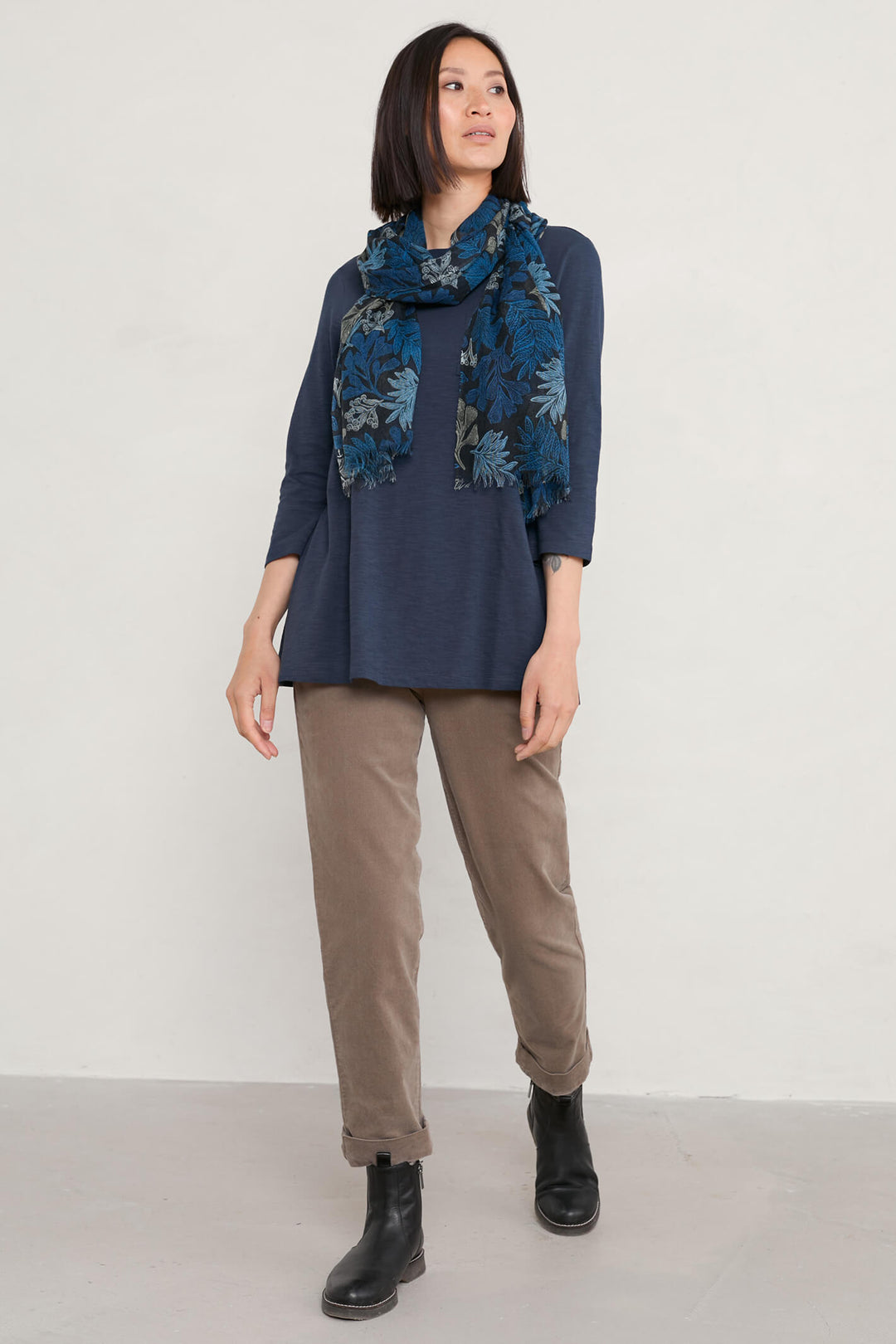 Seasalt 257066 Magpie Tregonning Navy Top - Shirley Allum Boutique