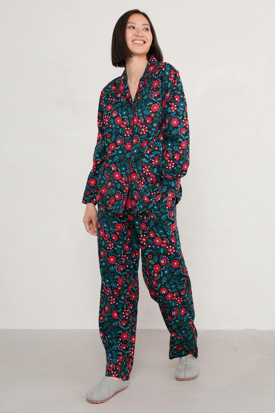 Seasalt 260340 Woodblock Floral Onyx Simple Stars Pyjamas - Shilrey Allum Boutique