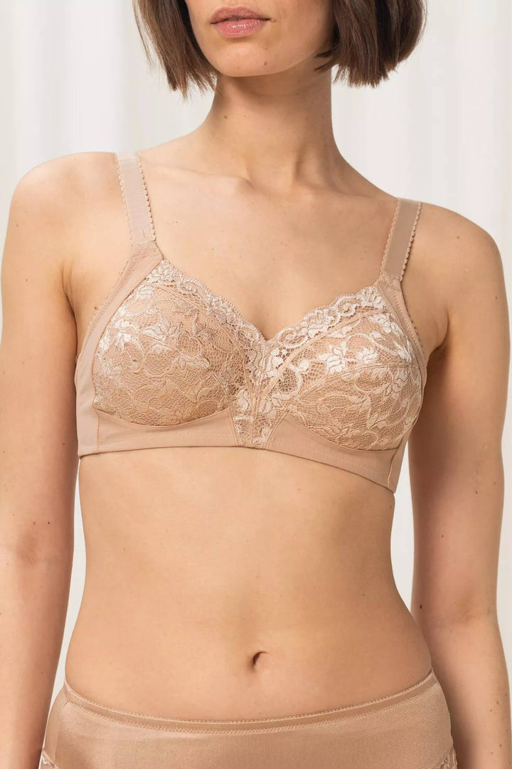 Triumph 10135874 6106 Doreen Delicate N Smooth Skin Bra - Shirley Allum Boutique